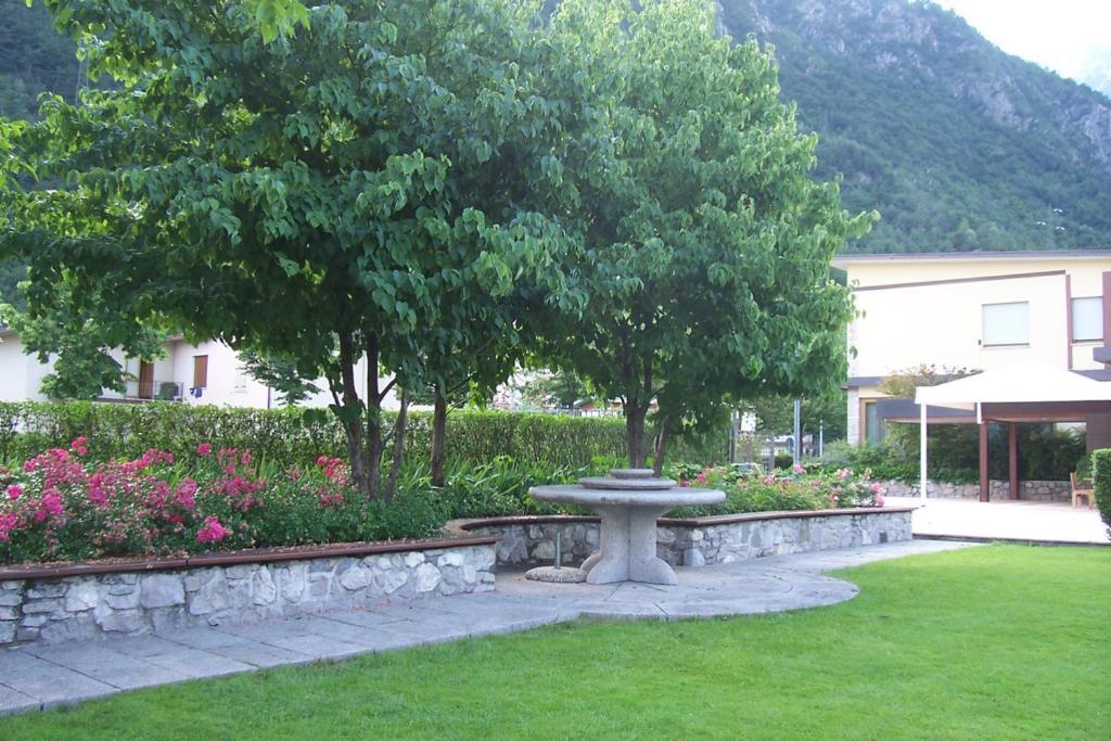 Albergo Benito Ponte nellʼAlpi Εξωτερικό φωτογραφία